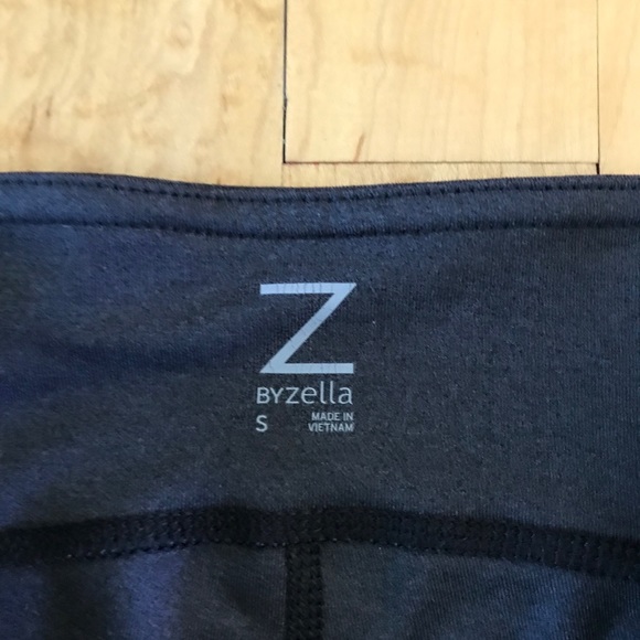 Dark Grey Zella Crop Leggings - Picture 3 of 5